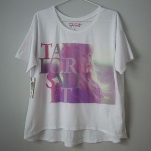 NWT Taylor Swift Graphic Tee Size L